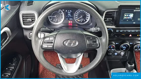 HYUNDAI VENUE 1.6 SMART