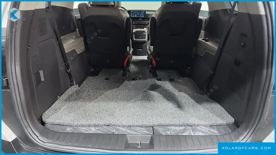KIA CARNIVAL DIESEL 7-SEATER NOBLESSE