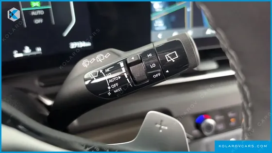 KIA CARNIVAL DIESEL 7-SEATER NOBLESSE