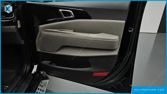 KIA CARNIVAL HEV 9SEATER GRAVITY
