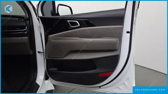 KIA CARNIVAL HEV 7SEATER SIGNATURE