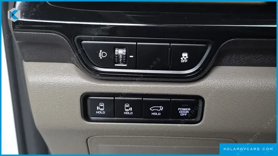 KIA CARNIVAL HEV 7SEATER SIGNATURE