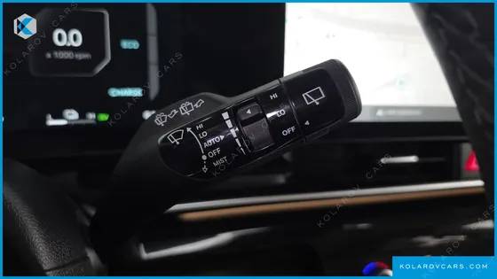KIA CARNIVAL HEV 7SEATER SIGNATURE