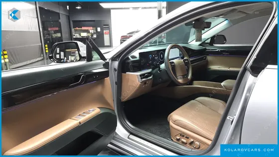 HYUNDAI GRANDEUR 2,5 GASOLINE 2WD