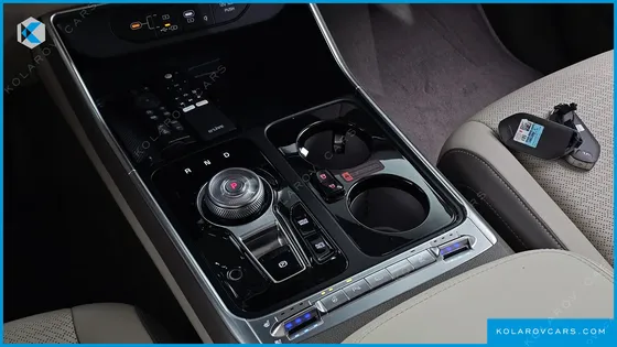 KIA CARNIVAL HEV 9-SEATER HI-LIMOUSINE