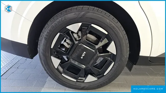 KIA CARNIVAL DIESEL 9-SEATER NOBLESSE