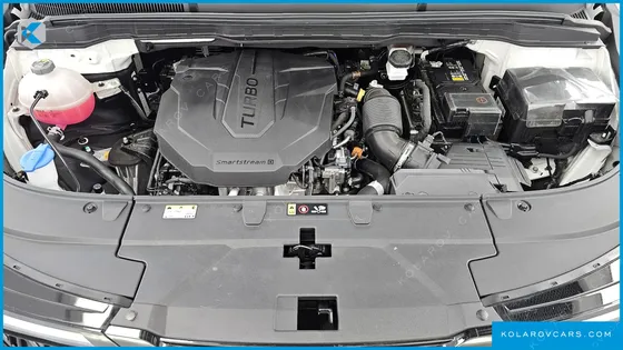 KIA CARNIVAL DIESEL 9-SEATER NOBLESSE