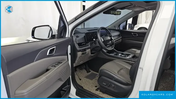 KIA CARNIVAL DIESEL 9-SEATER NOBLESSE