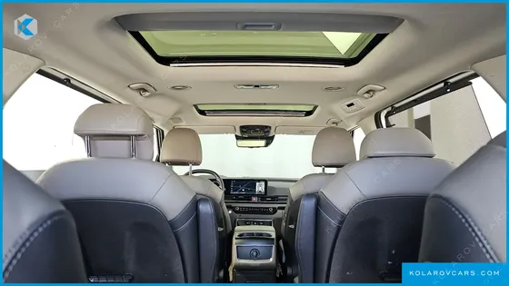 KIA CARNIVAL DIESEL 9-SEATER NOBLESSE