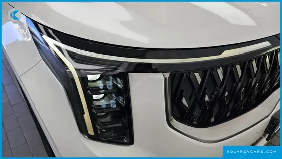 KIA CARNIVAL DIESEL 9-SEATER NOBLESSE