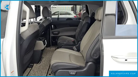KIA CARNIVAL DIESEL 9-SEATER NOBLESSE