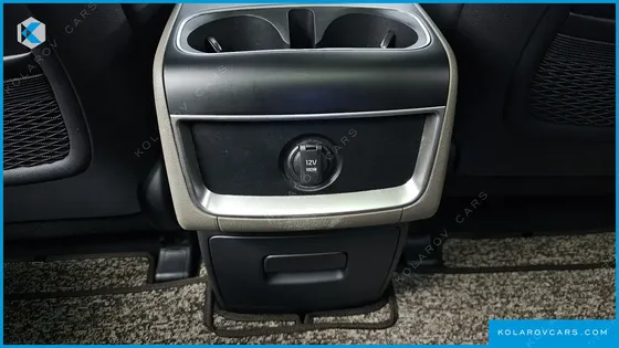KIA CARNIVAL DIESEL 9-SEATER NOBLESSE