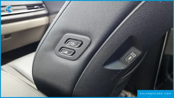 KIA CARNIVAL DIESEL 9-SEATER NOBLESSE