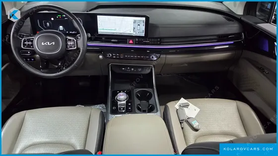 KIA CARNIVAL GASOLINE 7-SEATER GRAVITY
