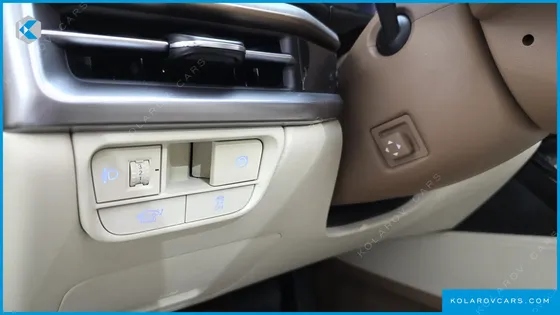 HYUNDAI GRANDEUR 2,5 GASOLINE 2WD