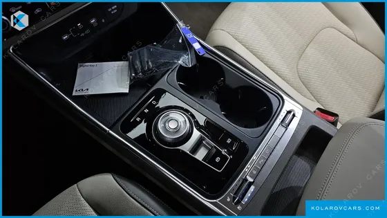 KIA CARNIVAL HEV 9SEATER SIGNATURE