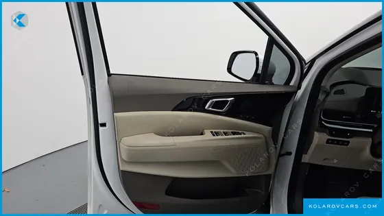 KIA CARNIVAL HEV 9SEATER SIGNATURE