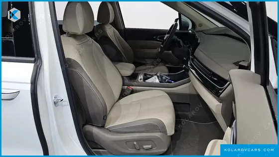 KIA CARNIVAL HEV 9SEATER SIGNATURE