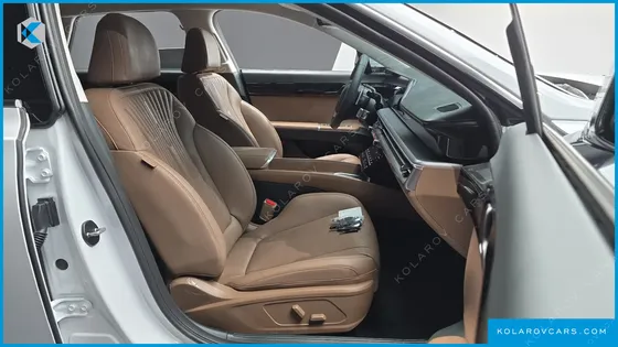 HYUNDAI GRANDEUR 2,5 GASOLINE 2WD