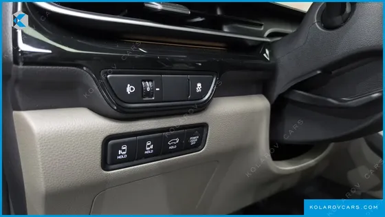 KIA CARNIVAL HEV 9SEATER GRAVITY