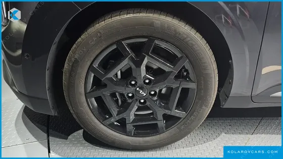 KIA CARNIVAL GASOLINE 9-SEATER GRAVITY