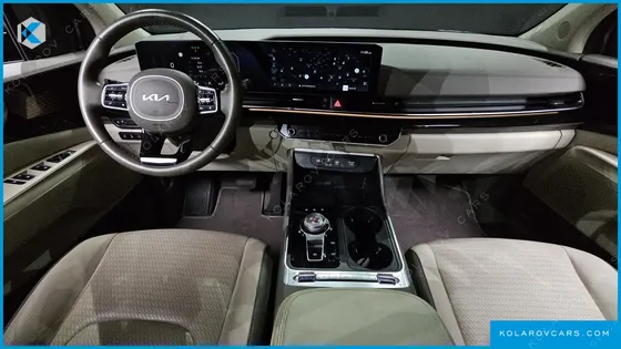 KIA CARNIVAL GASOLINE 9-SEATER GRAVITY