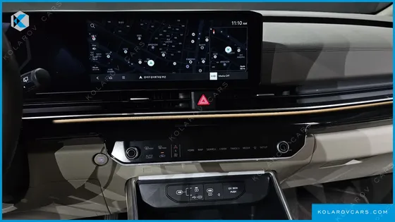 KIA CARNIVAL GASOLINE 9-SEATER GRAVITY