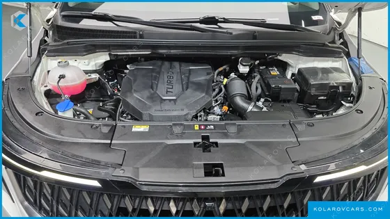 KIA CARNIVAL DIESEL 9-SEATER PRESTIGE