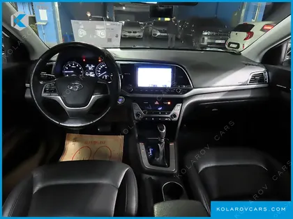 HYUNDAI ELANTRA (AVANTE) 1.6 GDI SMART