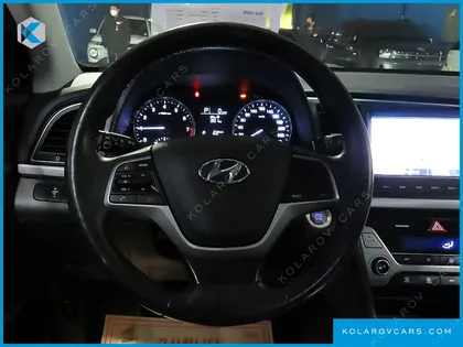 HYUNDAI ELANTRA (AVANTE) 1.6 GDI SMART