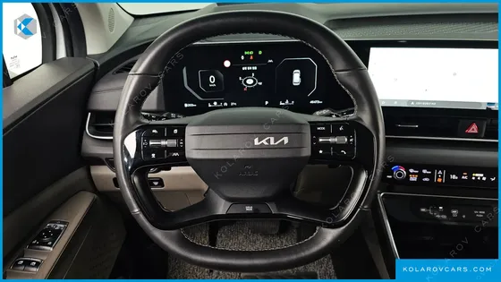 KIA CARNIVAL DIESEL 9-SEATER NOBLESSE