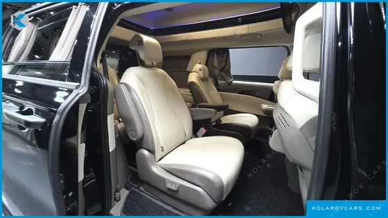 KIA CARNIVAL HEV 9-SEATER HI-LIMOUSINE
