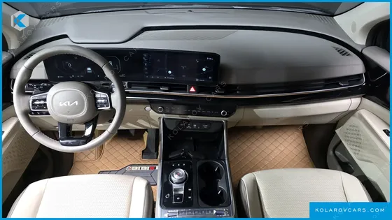 KIA CARNIVAL DIESEL 9-SEATER SIGNATURE
