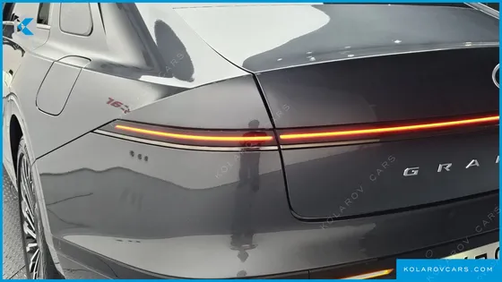 HYUNDAI GRANDEUR 2,5 GASOLINE 2WD