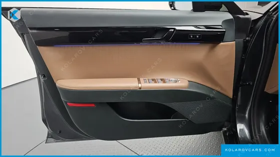 HYUNDAI GRANDEUR 2,5 GASOLINE 2WD