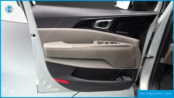 KIA CARNIVAL HEV 7SEATER SIGNATURE