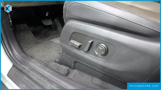 KIA CARNIVAL HEV 7SEATER SIGNATURE