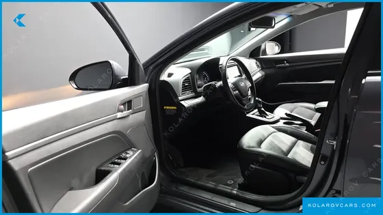HYUNDAI ELANTRA (AVANTE) 1.6 GDI SMART