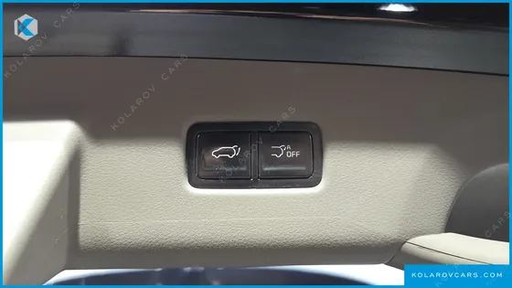 KIA CARNIVAL GASOLINE 7-SEATER GRAVITY