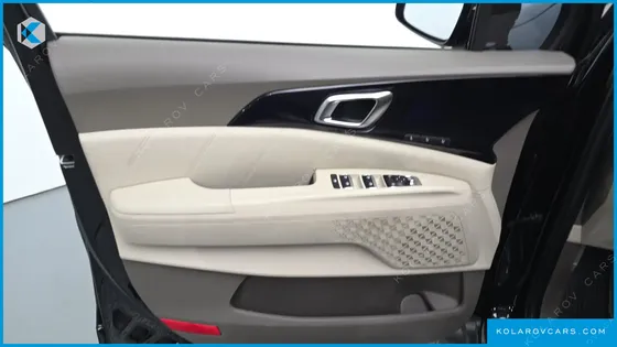 KIA CARNIVAL GASOLINE 7-SEATER GRAVITY