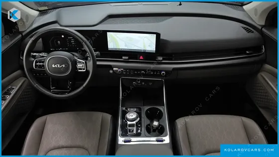 KIA CARNIVAL HEV 9SEATER NOBLESS