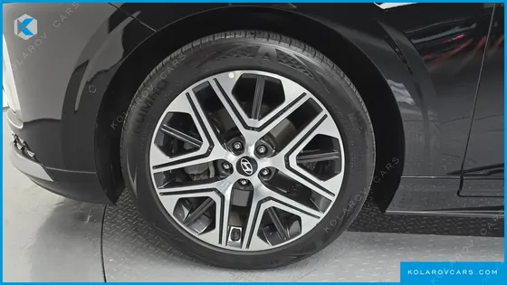 HYUNDAI GRANDEUR 2,5 GASOLINE 2WD