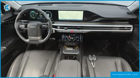 HYUNDAI GRANDEUR 2,5 GASOLINE 2WD