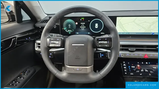 HYUNDAI GRANDEUR 2,5 GASOLINE 2WD