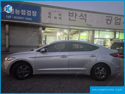 HYUNDAI ELANTRA (AVANTE) 1.6 GDI SMART