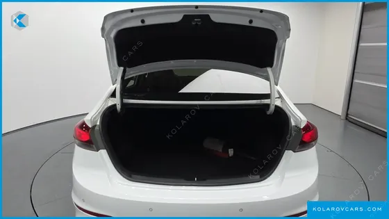 HYUNDAI ELANTRA (AVANTE) 1.6 GDI VALUE PLUS