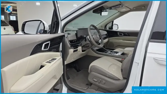 KIA CARNIVAL GASOLINE 9-SEATER SIGNATURE