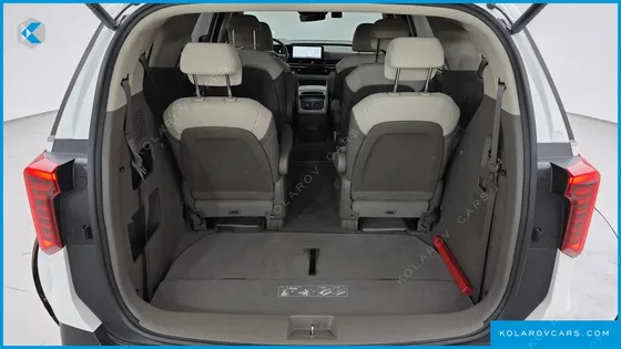KIA CARNIVAL GASOLINE 9-SEATER SIGNATURE