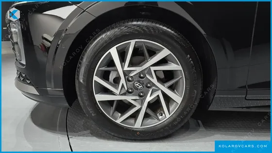 HYUNDAI GRANDEUR EXCLUSIVE
