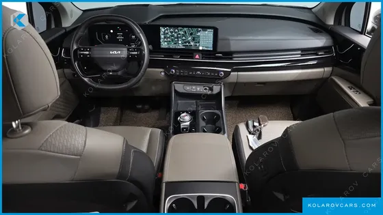 KIA CARNIVAL GASOLINE 7-SEATER GRAVITY